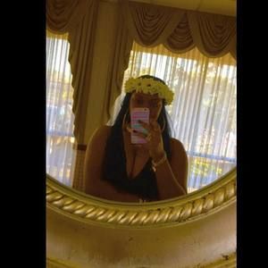 Meet your Posher, Taah