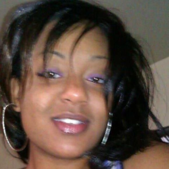 Meet your Posher, Cassandra