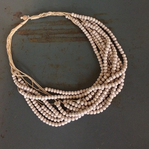 Anthropologie Jewelry - Beaded necklace