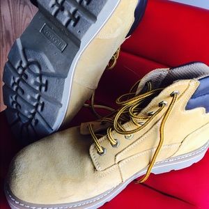 Men's work boots