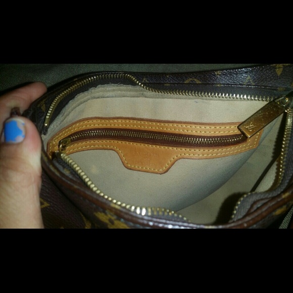 LOUIS VUITTON LOOPING MM - Picture 3 of 4