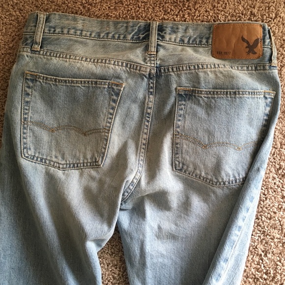 Boyfriend jeans.