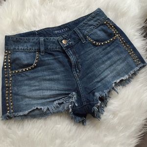 🔸Guess Jean Shorts with gold spikes