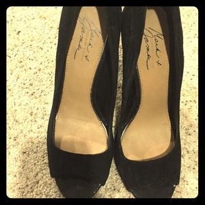MARK & JAMES by BADGLEY MISCHKA PUMPS