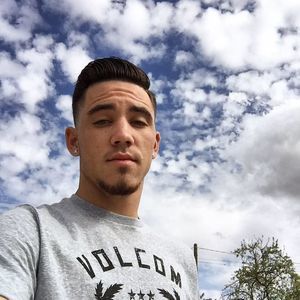 Meet your Posher, Devin