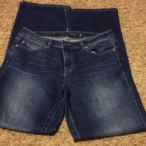 Size 8 boot cut jeans hardly worn