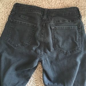 Black skinny jeans