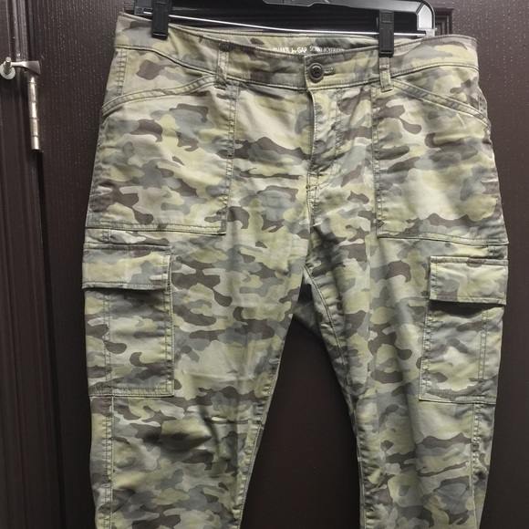 Gap Skinny Boyfriend Khakis