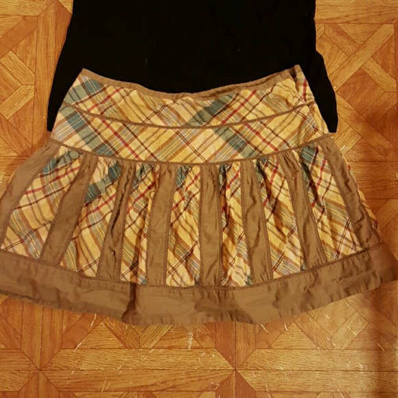 American Eagle skirt+free shirt - Picture 2 of 2