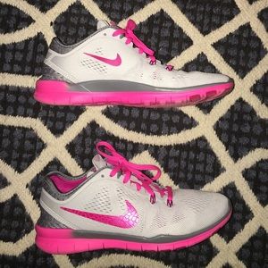 Cute Nike frees! Size 7.5