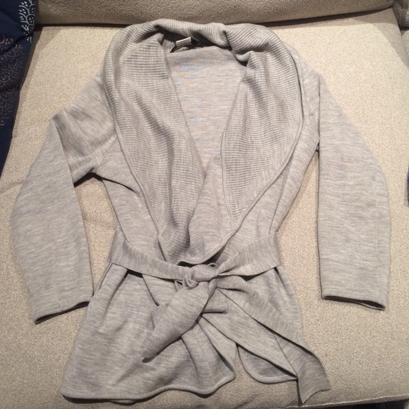 100% merino wool sweater