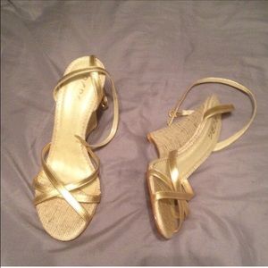 BCBG Gold Wedges Size 8