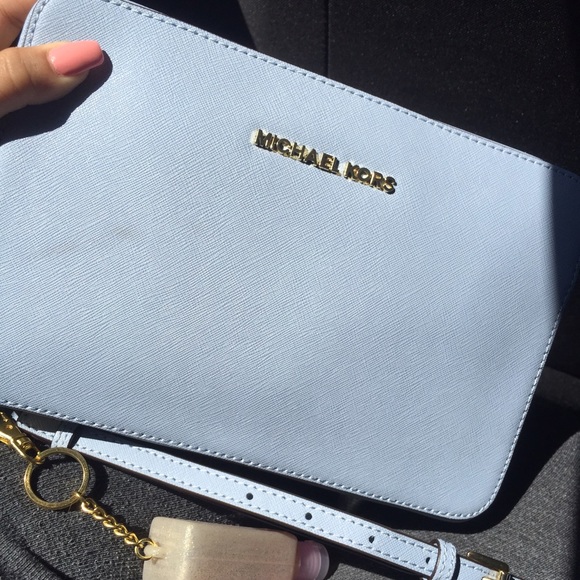 Michael Kors Handbags - Michael kors crossbody