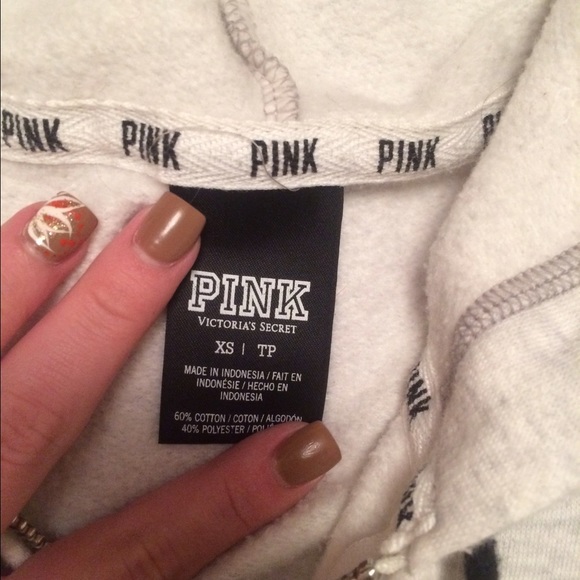 Full Zip zebra print  ❤️❤️❤️ - Picture 2 of 2