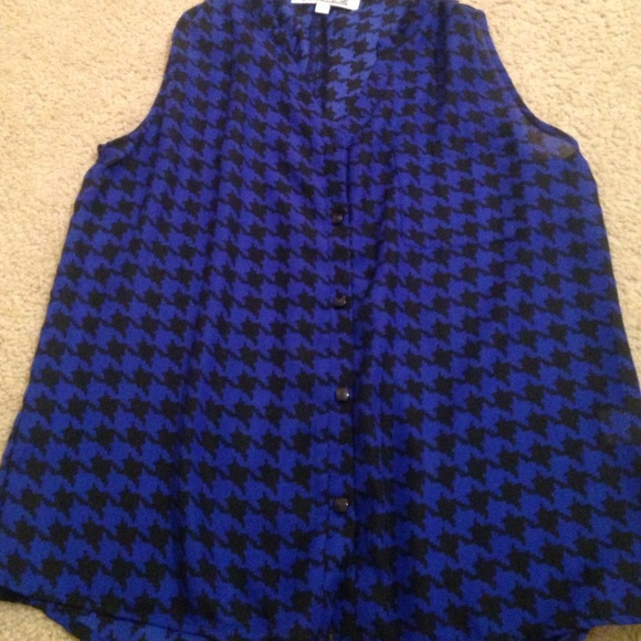 A blue and black wit square buttons that shine!