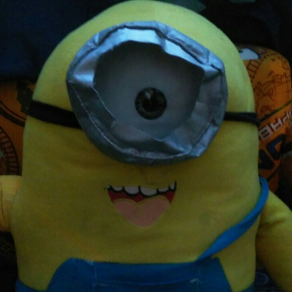 Meet your Posher, Cassandra