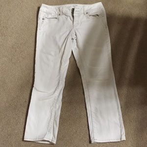 White capris