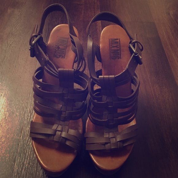 5inch brown wedge