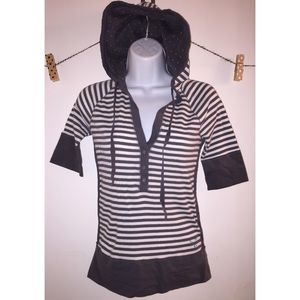 American Eagle Hoodie Top