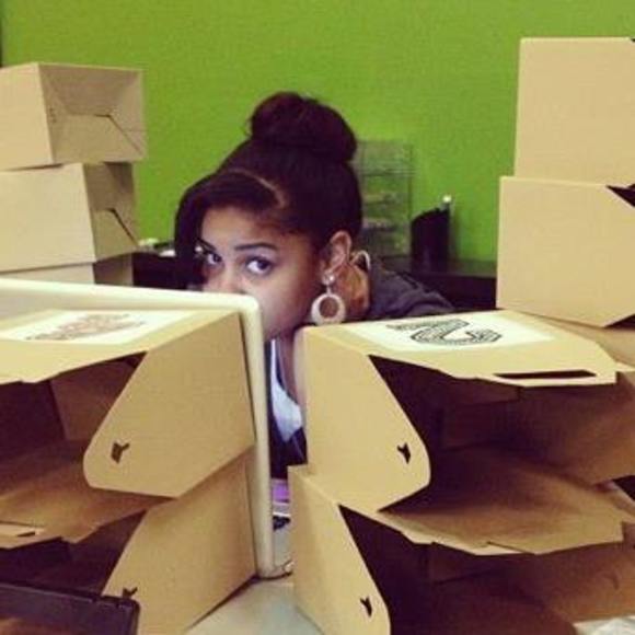 Meet your Posher, Casey - Picture 1 of 1