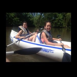 Meet your Posher, Mia