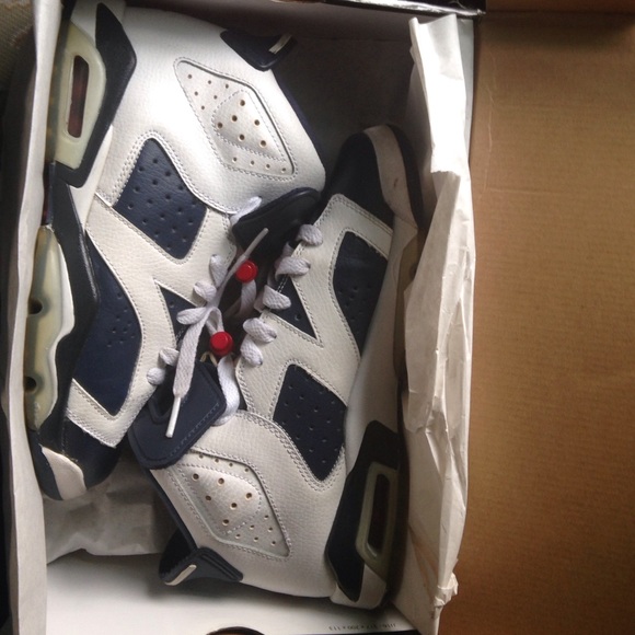 Air Jordan Retro 6 "Olympic". - Picture 4 of 4