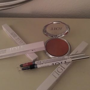 Tigi Professional Bundle--reserved