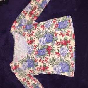 Long sleeve crop top