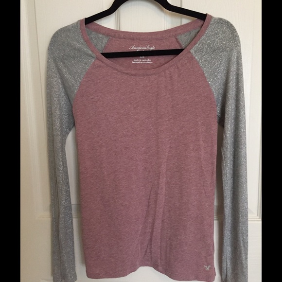 American Eagle glitter sleeve baseball tee- small