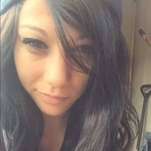 Meet your Posher, Anmarie