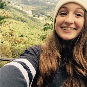 Meet your Posher, Ibby