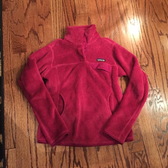 Pink Patagonia pullover