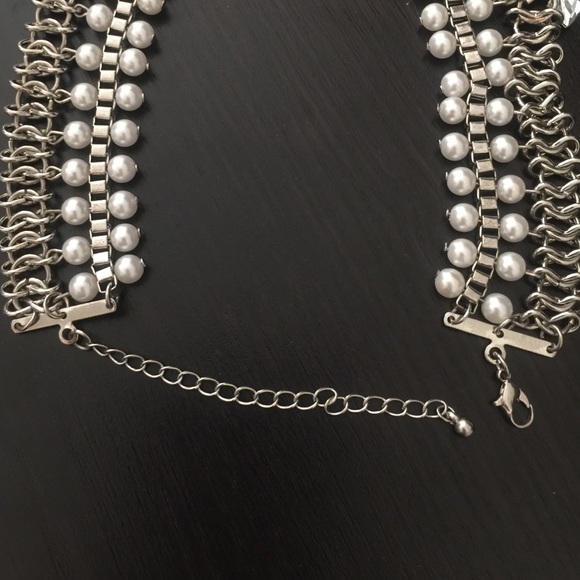 Necklace 🍸 - Picture 3 of 4