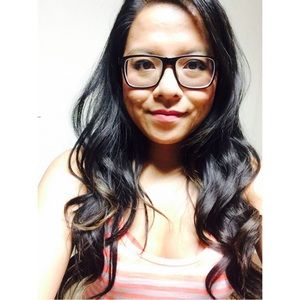 Meet your Posher, Mai-vy