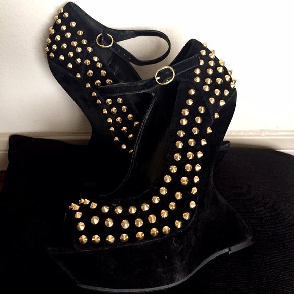Steve Madden shoes