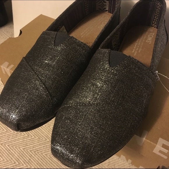 🆕⭐️ TOMS Black Metallic Slip Ons - Picture 3 of 4