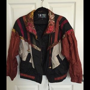 Vintage Windbreaker- medium or bigger small