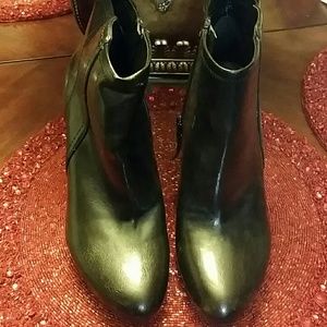 Franco Sarto Ankle pump