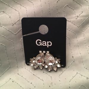 Gap earrings