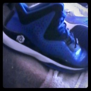 Adidas Derrick Rose Basketball Shoes