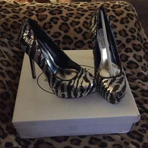 New Steve Madden shoes .. No trade