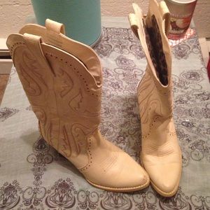 Very Volatile cowgirl boots