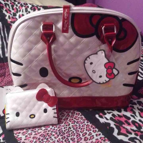White and red Hello Kitty purse & wallet