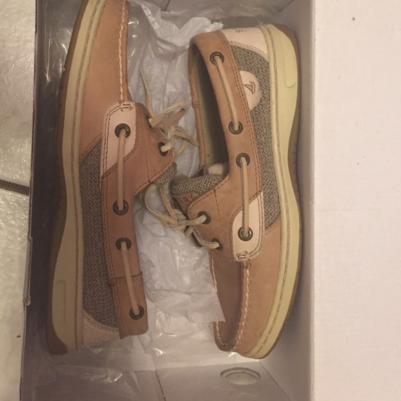 Shoes - Picture 2 of 3