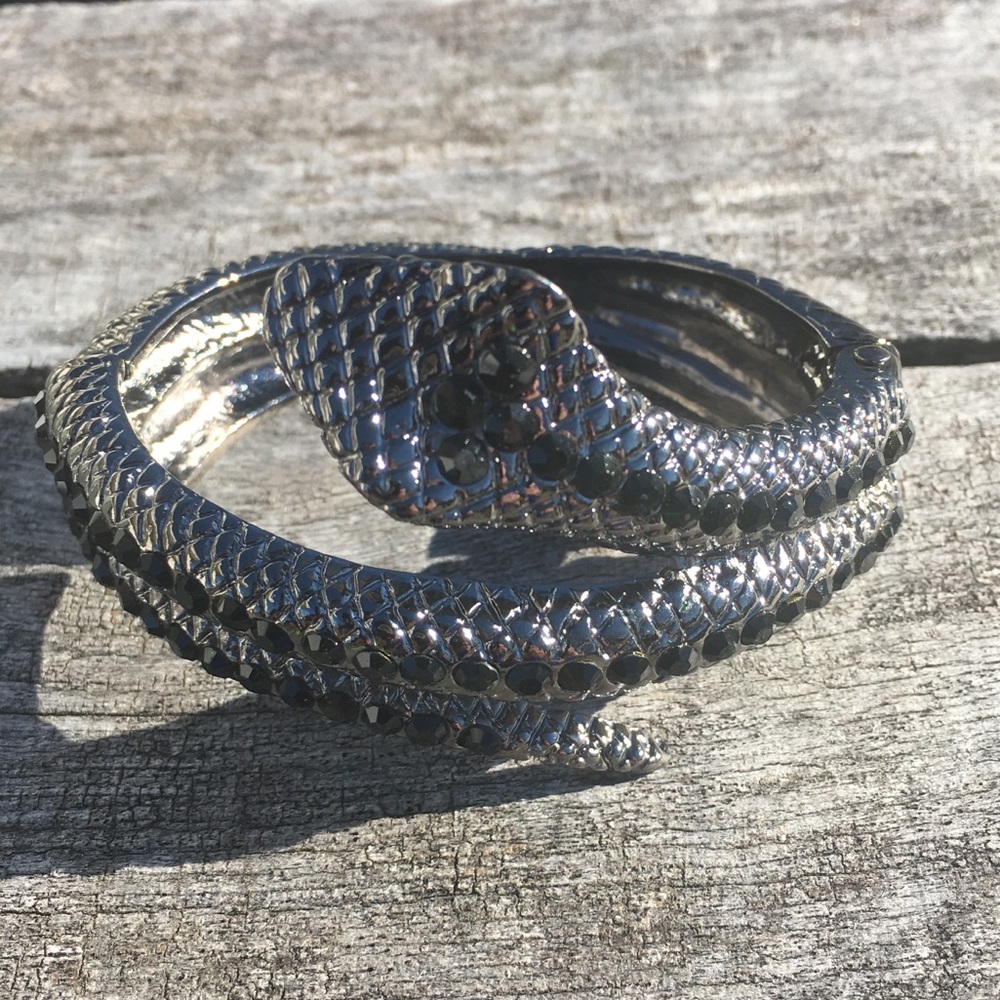 Black & Silver Snake Hinge Cuff! NEW! - Picture 2 of 8