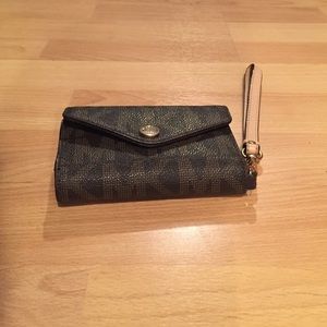 Michael Kors 4S wallet/phone case combo