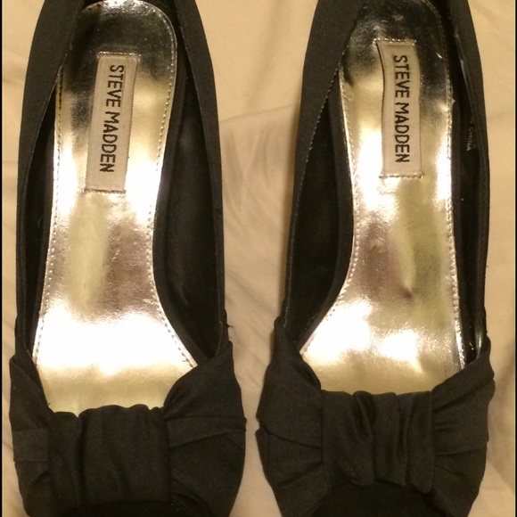 Steve Madden pumps