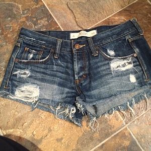 Denim distressed shorts Abercrombie&Fitch size 0