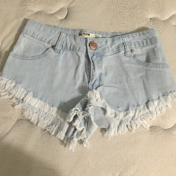 Short shorts