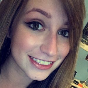 Meet your Posher, Michela